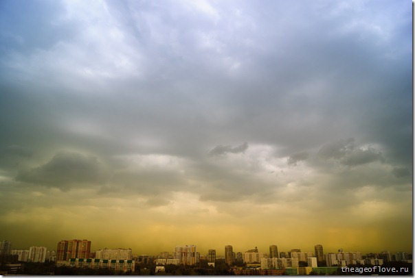 Жуткое облако пыльцы надвигается на Москву